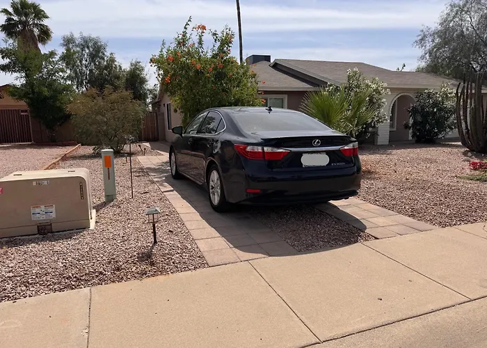 Private With 1 Queen And 1 Twin Bed Close To Hwy 51 And Mayoclinic In Phoenix, Arizona *